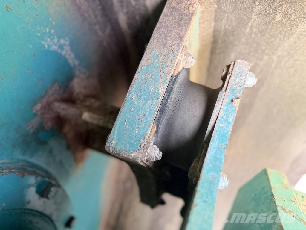 Ammann ASC130D Enojni valjarji
