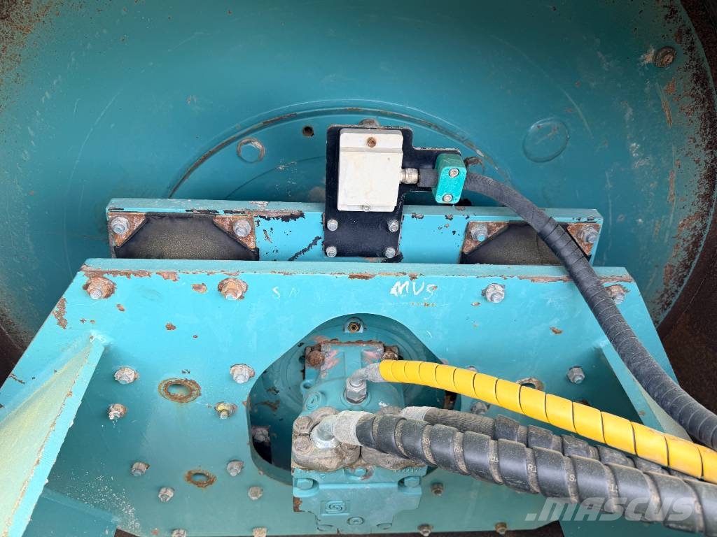 Ammann ASC130D Enojni valjarji