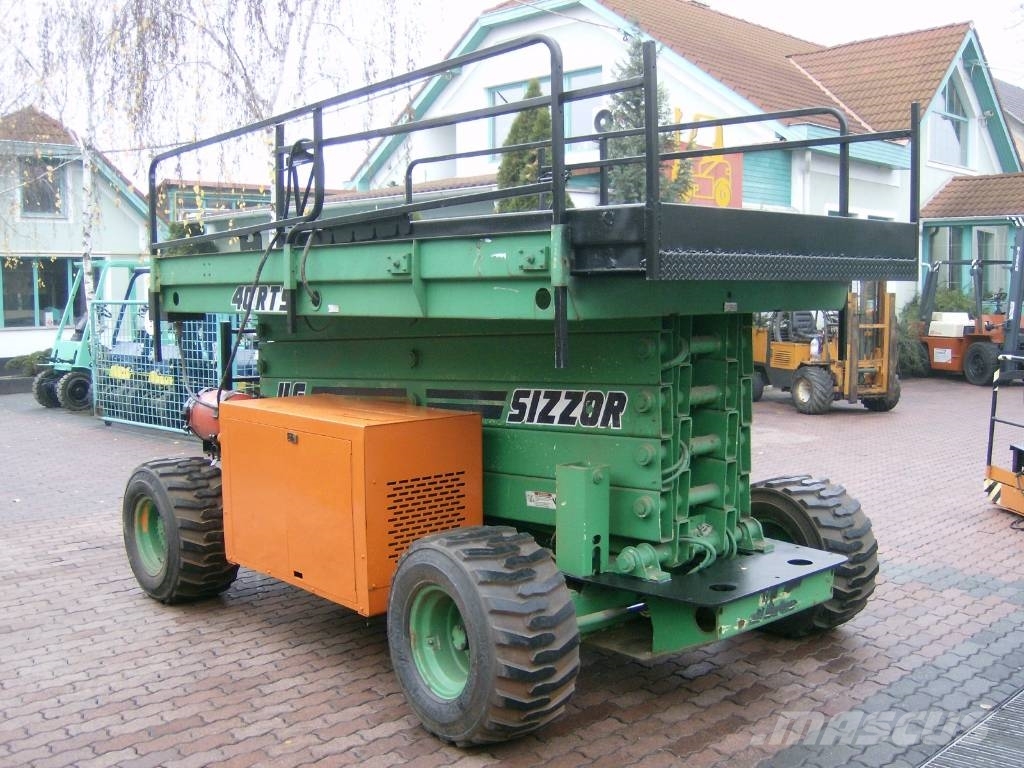 JLG 40RTS V-1562 FOR EXPORT ONLY Plataformas de Mastro Vertical