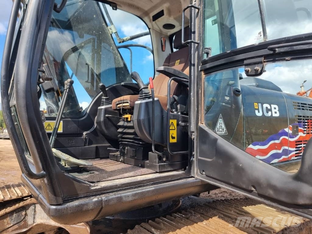 JCB JS220 LC T4 Excavadoras sobre orugas
