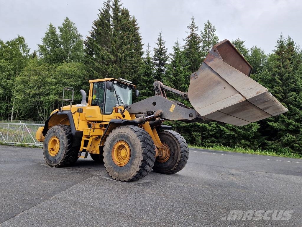 Volvo L 220 G 轮式装载机