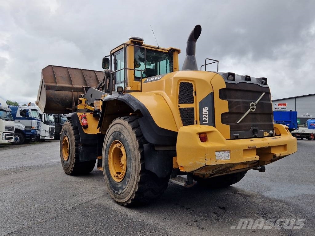 Volvo L 220 G 轮式装载机