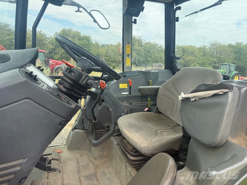 CLAAS Axos 340 Трактори
