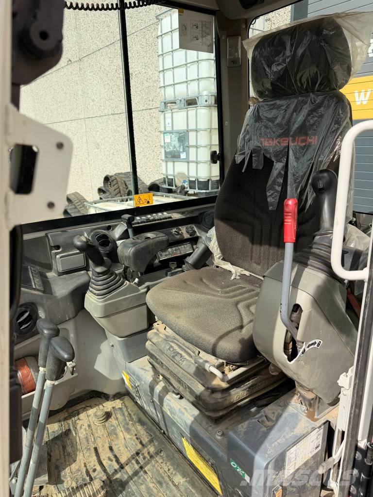 Takeuchi TB 235-2 Mini bageri <7t