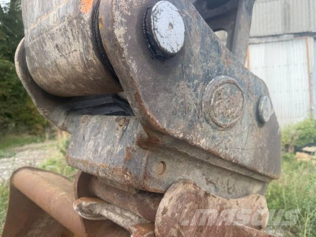 Doosan DX 140 LC-7 Crawler excavators