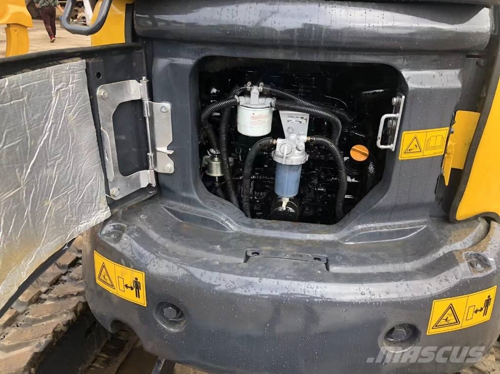 Komatsu PC 35 MR Minikoparki