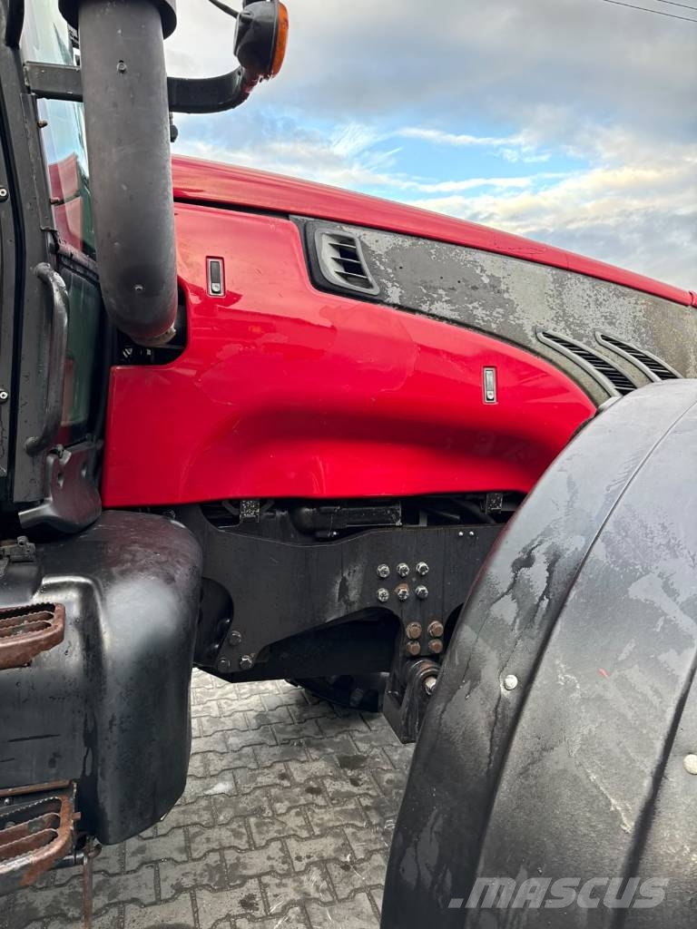 Valtra T 182 Traktory