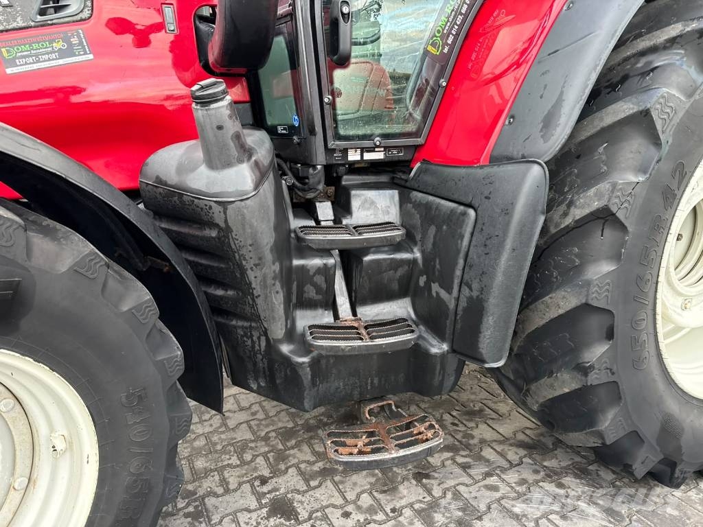 Valtra T 182 Traktory