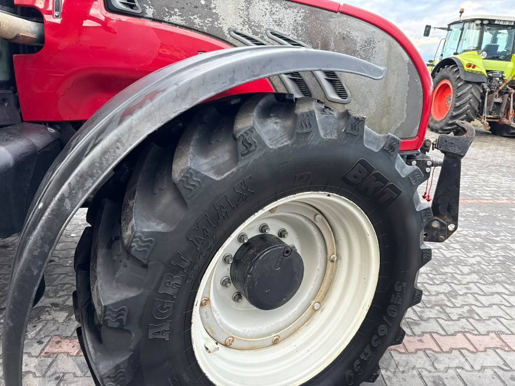 Valtra T 182 Traktory