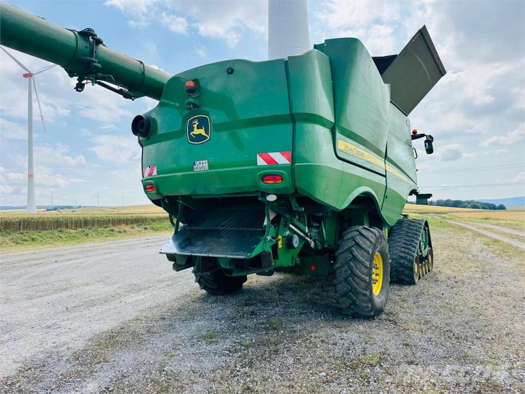 John Deere S690i 4WD Mietitrebbiatrici