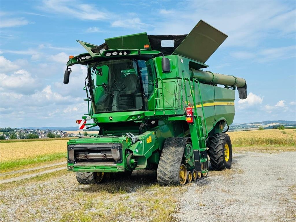 John Deere S690i 4WD Mietitrebbiatrici