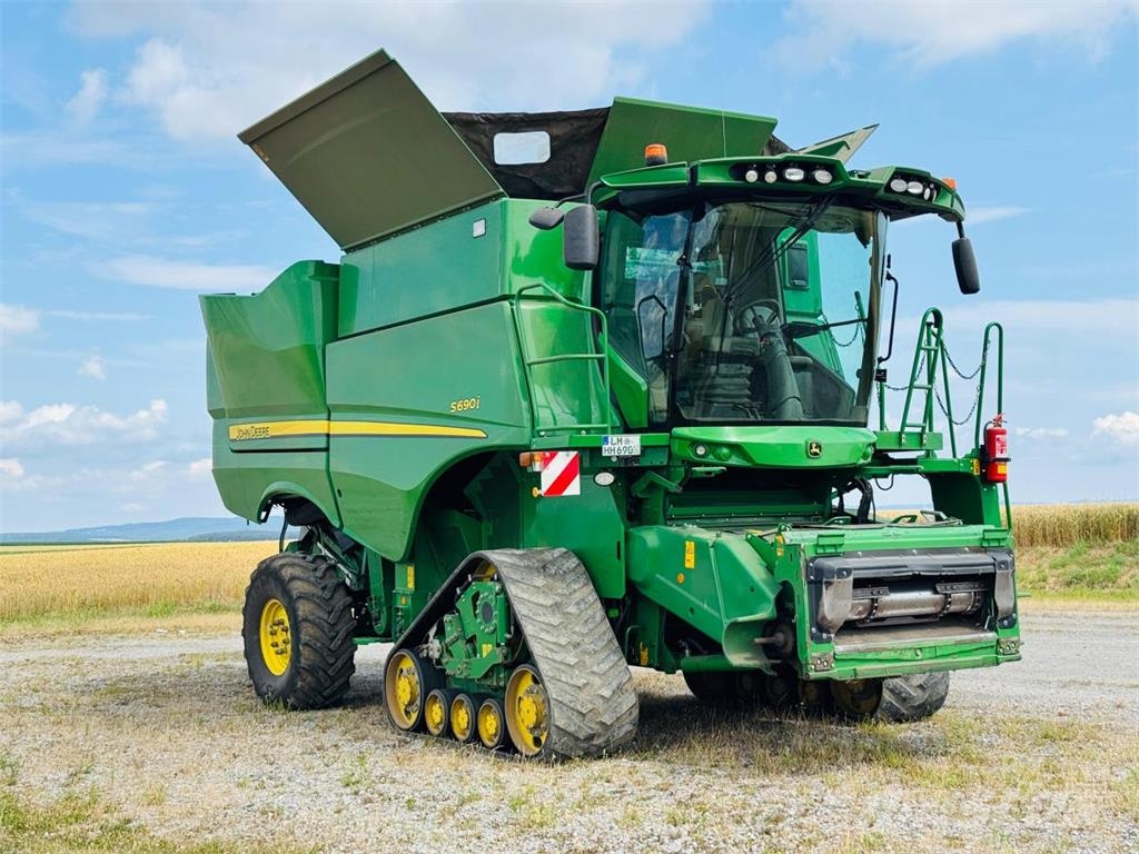 John Deere S690i 4WD Mietitrebbiatrici