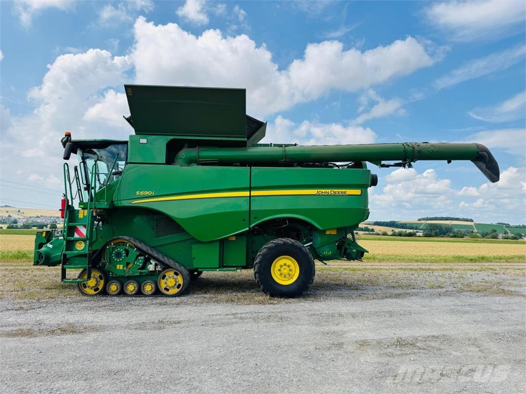 John Deere S690i 4WD Mietitrebbiatrici