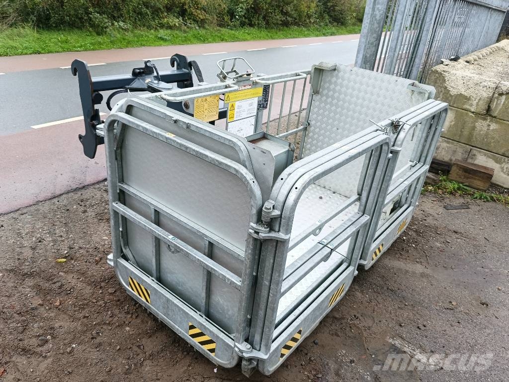 JCB 5.5-21 21 m 5,5 T roterende verreiker telehandler Teleskopski viljuškari