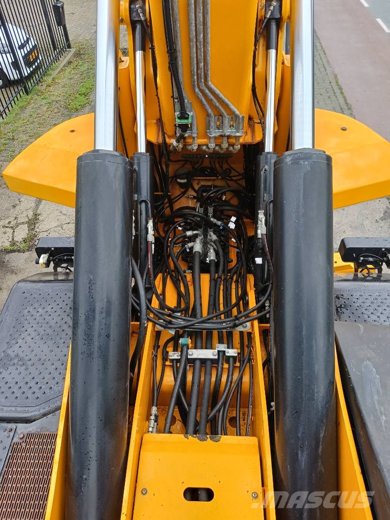 JCB 5.5-21 21 m 5,5 T roterende verreiker telehandler Teleskopski viljuškari
