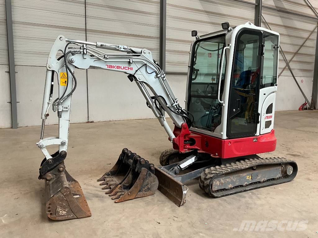 Takeuchi TB 325 R Mini ekskavatori < 7 t