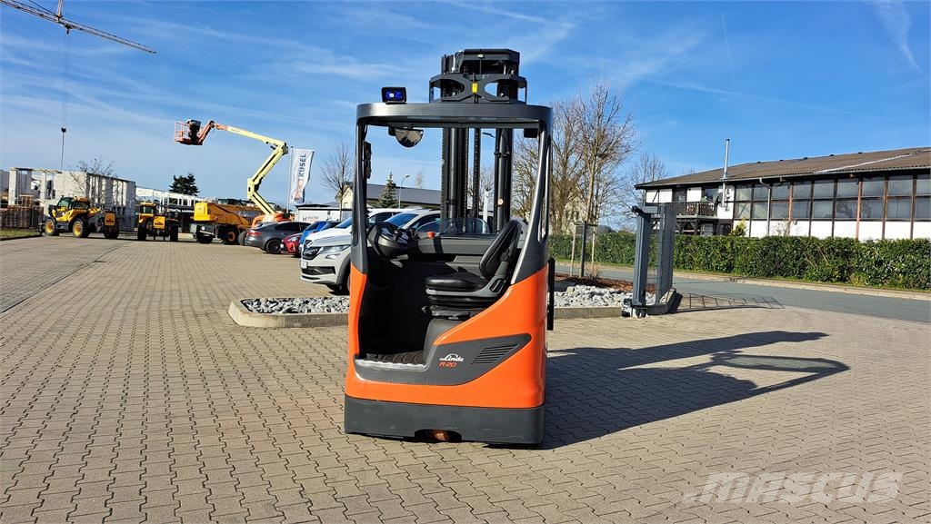 Linde R20 Batterie aus 2022 Річ-трак із високим підйомом