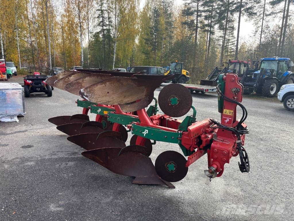 Kverneland ES80 Apverčiamieji plūgai
