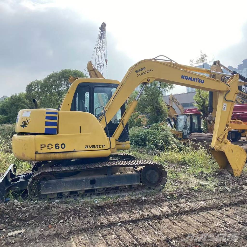 Komatsu PC60-7 Гусеничні екскаватори