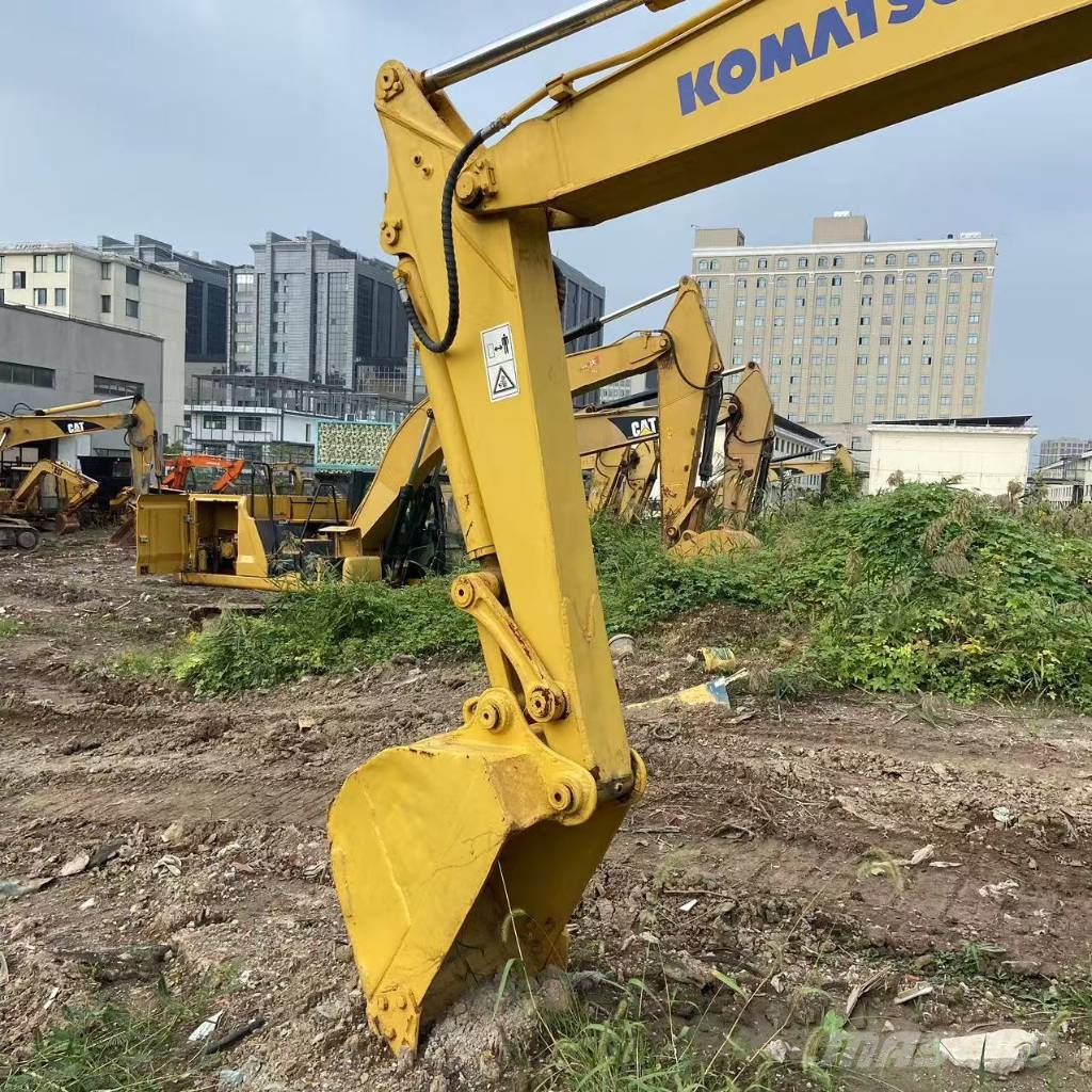 Komatsu PC60-7 Гусеничні екскаватори