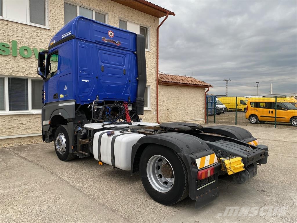 Mercedes-Benz Arocs VIN 315 Traktorske jedinice