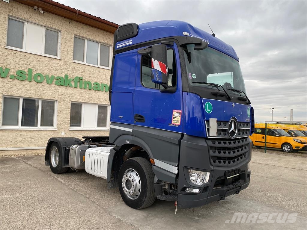 Mercedes-Benz Arocs VIN 315 Traktorske jedinice