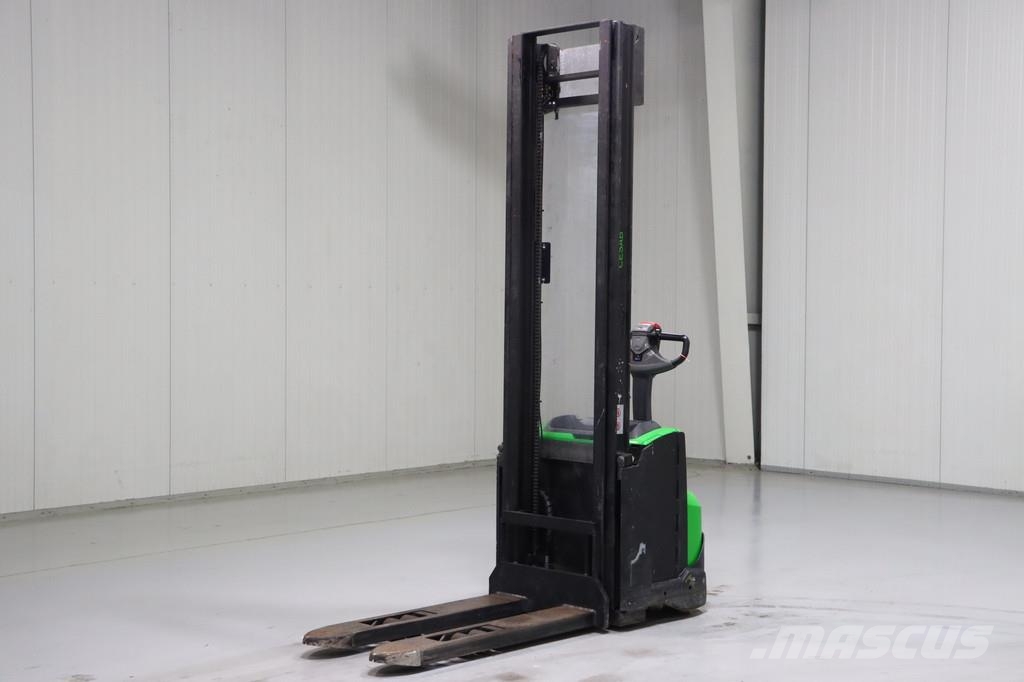 Cesab S212L Pedestrian stacker