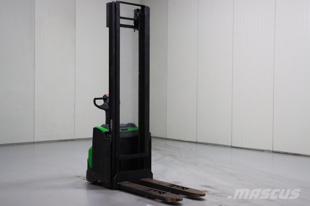 Cesab S212L Pedestrian stacker