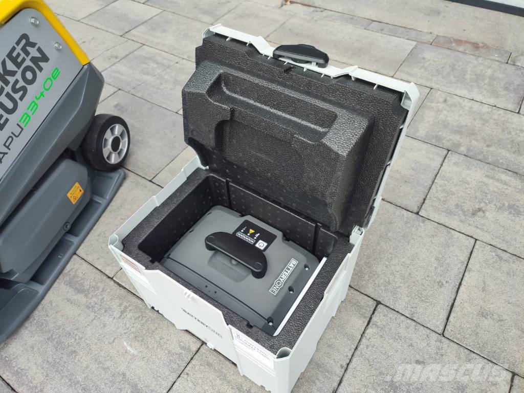 Wacker Neuson APU3340e دكاكات أفقية