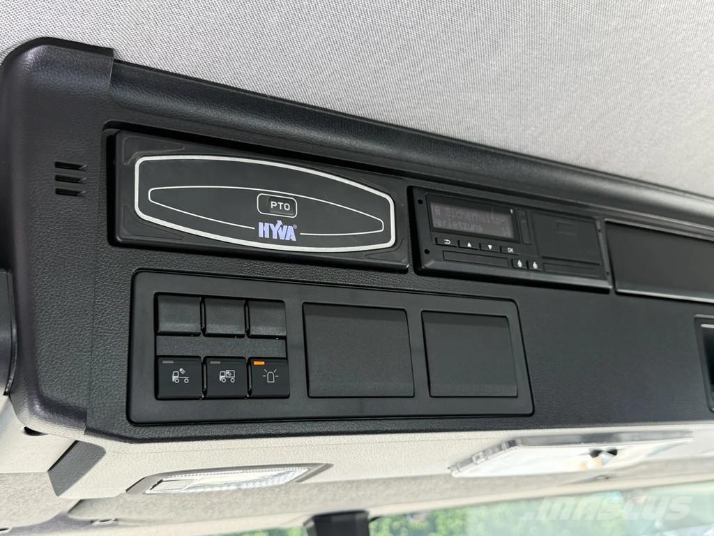 MAN TGM 18.320 MAN TGM 18.320 4x2 Euro 6e Hyva Absetzk Camiones portacubetas