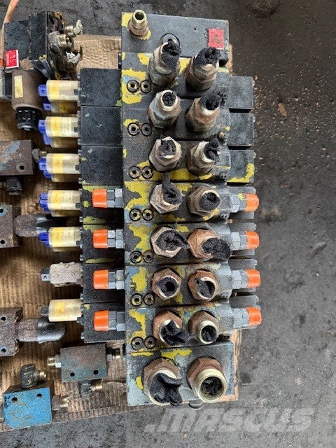Wirth PB 50-15 USED HYDRAULIC VALVE Drilling equipment accessories and spare parts