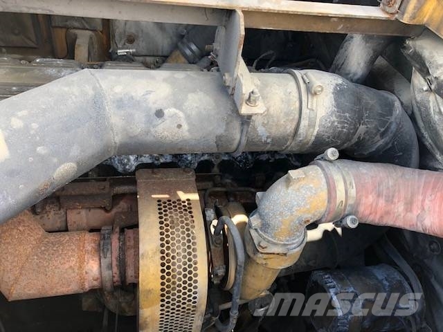 CAT 385 B Pásová rýpadla