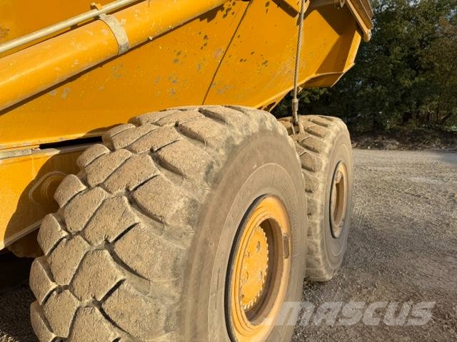 Bell B 40 E Midjestyrd dumper