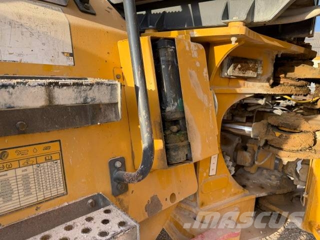 Bell B 40 E Midjestyrd dumper