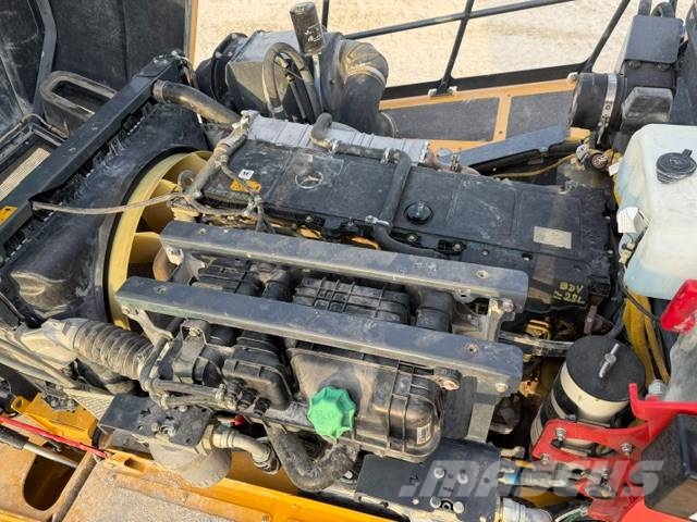 Bell B 40 E Midjestyrd dumper
