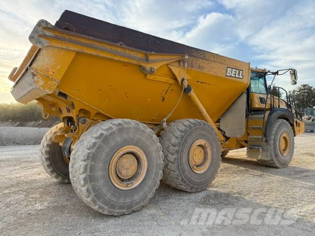Bell B 40 E Midjestyrd dumper