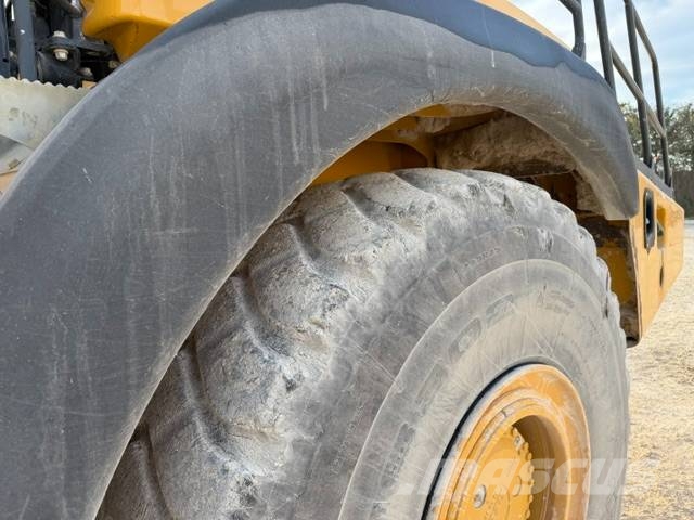 Bell B 40 E Midjestyrd dumper