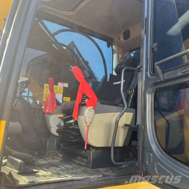Komatsu PC 360 حفارات زحافة