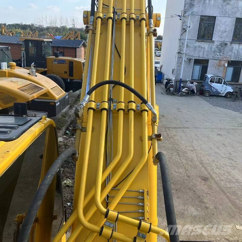 Komatsu PC 360 حفارات زحافة