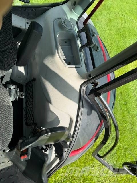 Valtra T 151 E HT Трактора