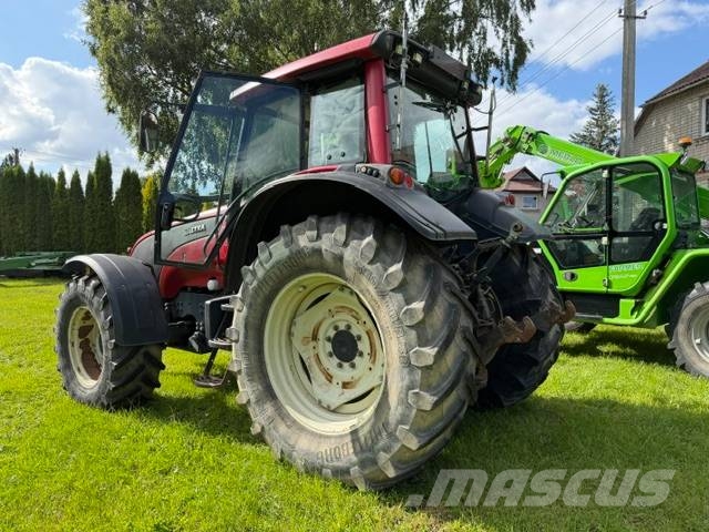 Valtra T 151 E HT Трактора