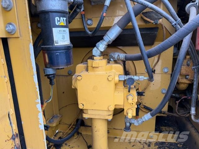 CAT 313 F LGC Raupenbagger
