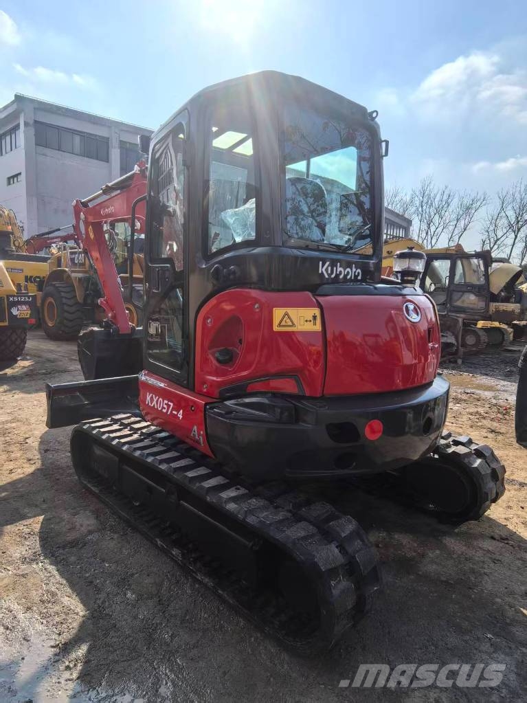 Kubota KX 057-4 حفارات صغيرة أقل من 7 طن (حفارات صغيرة)