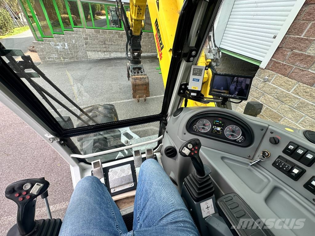 Menzi Muck M320 特殊油圧ショベル