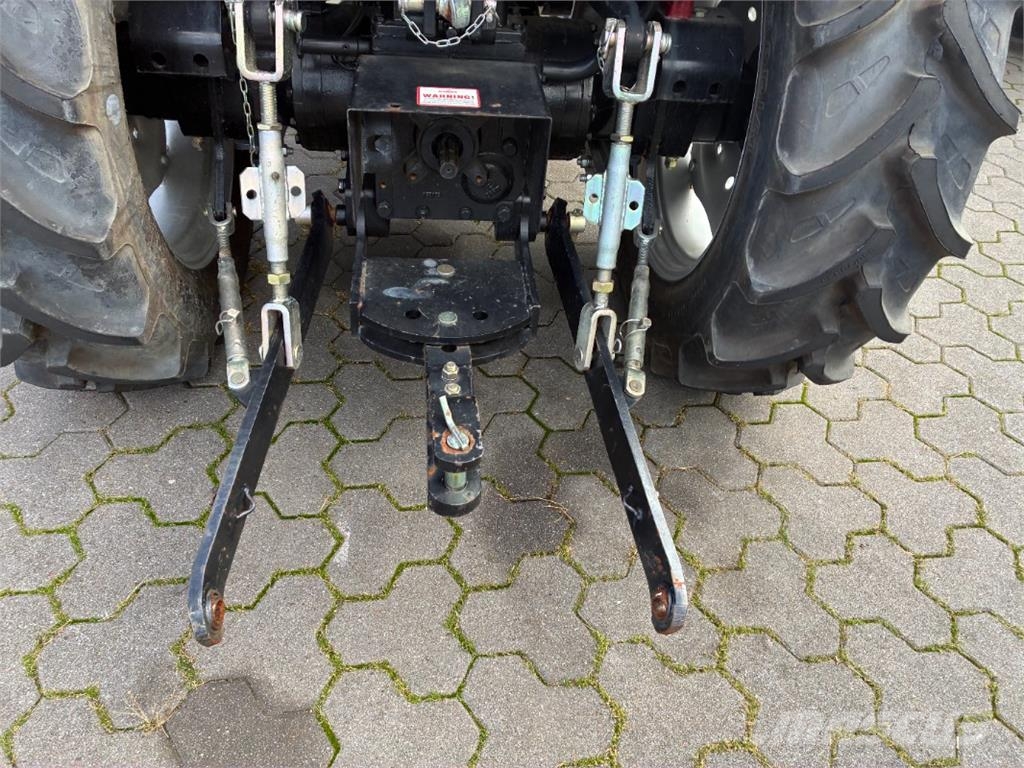 Knegt 504 CG3 mit Stoll Frontlader Muut maatalouskoneet
