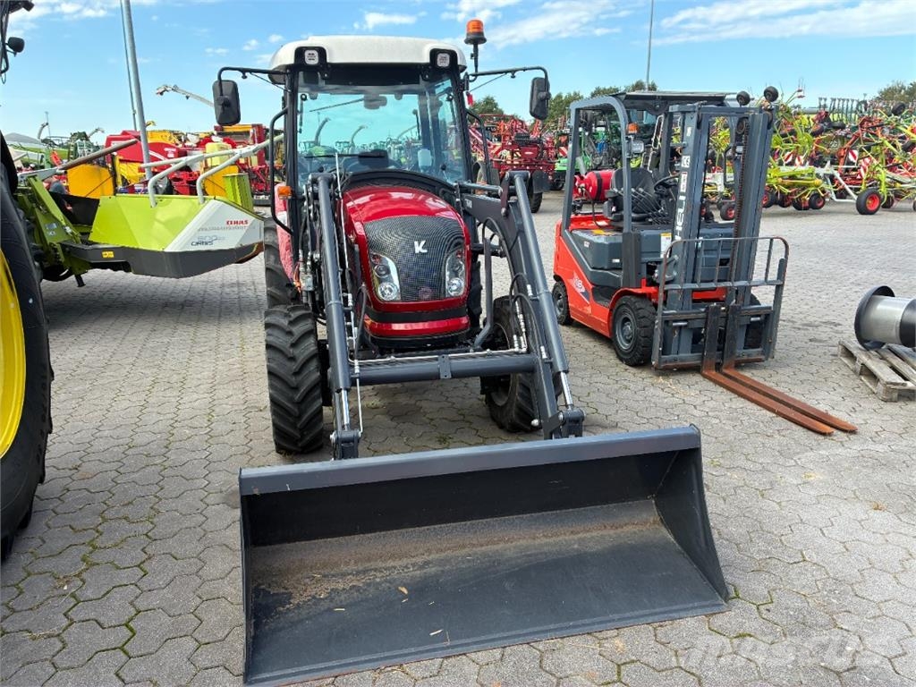 Knegt 504 CG3 mit Stoll Frontlader Muut maatalouskoneet