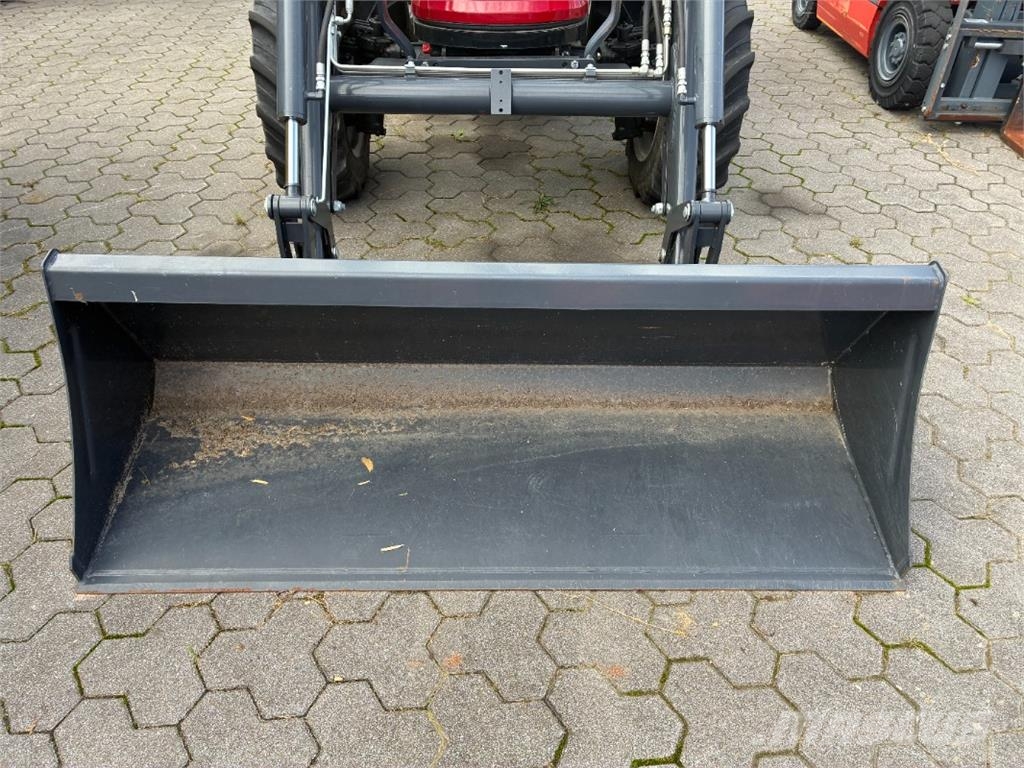 Knegt 504 CG3 mit Stoll Frontlader Muut maatalouskoneet