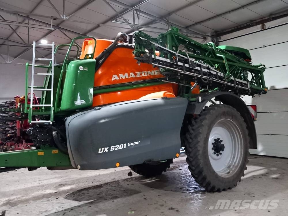 Amazone UX 5201 Super Pulverizadores de arrasto