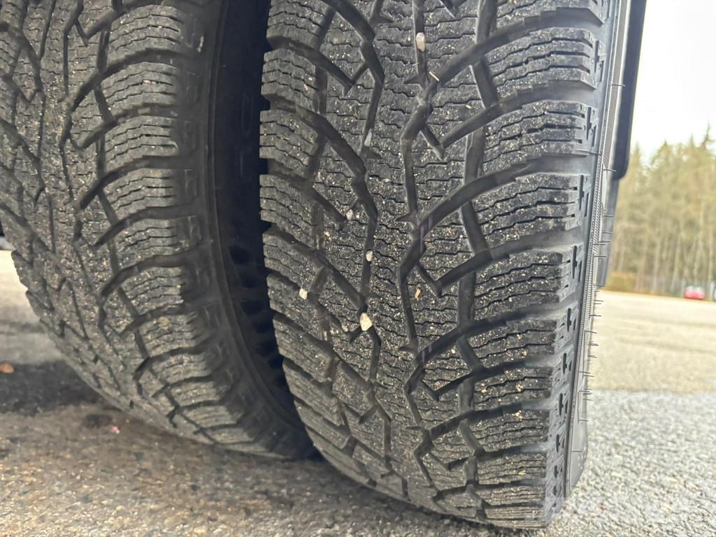 Mercedes-Benz Sprinter 4x2 EURO6 + CARRIER PULSOR 400 冷藏面包车