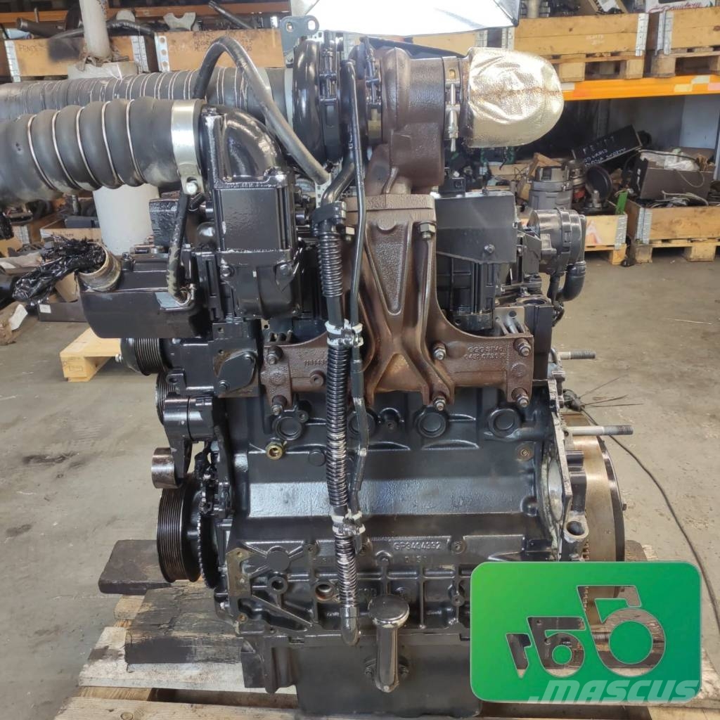 Deutz-Fahr 6150.4 Deutz TCD 4.1 L4 engine 发动机